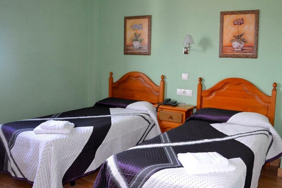 فندق San Miguel De La Barreda Siero المظهر الخارجي الصورة